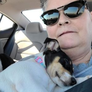 Meet your Posher, Michele